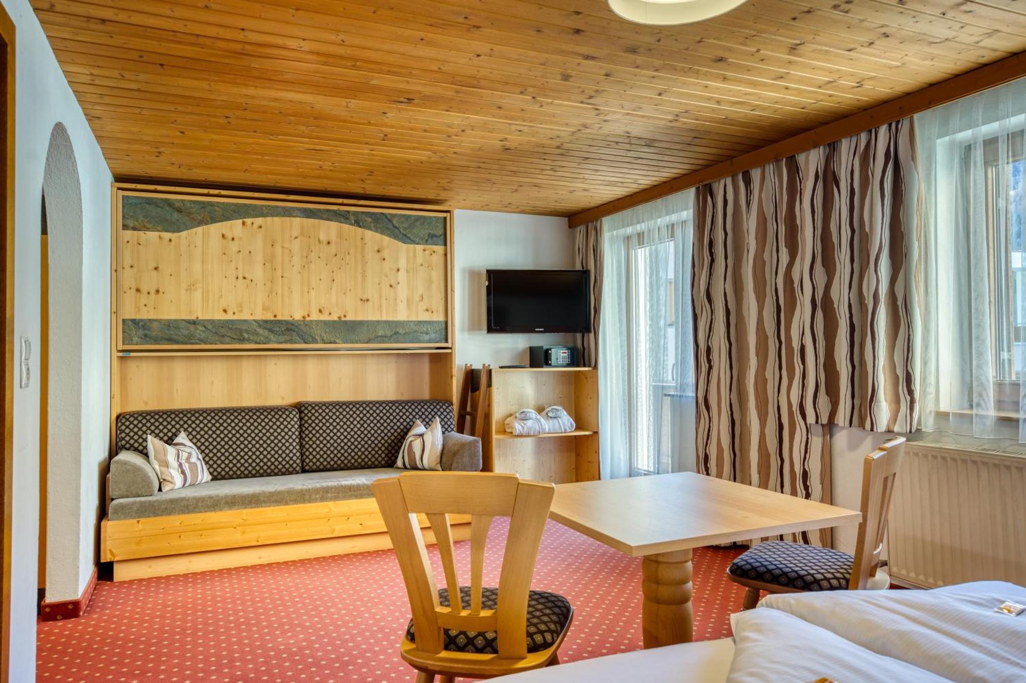 Hotel Klausnerhof Tux Exteriör bild