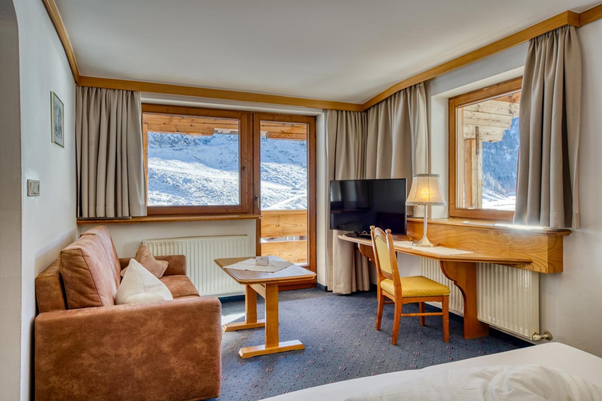 Hotel Klausnerhof Tux Exteriör bild