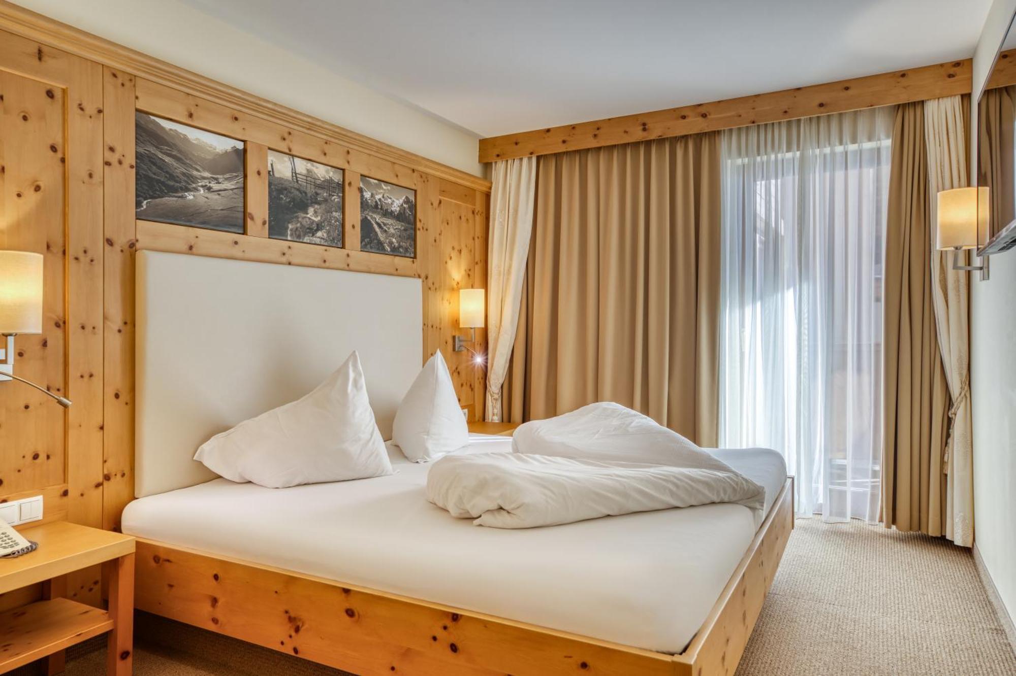 Hotel Klausnerhof Tux Exteriör bild