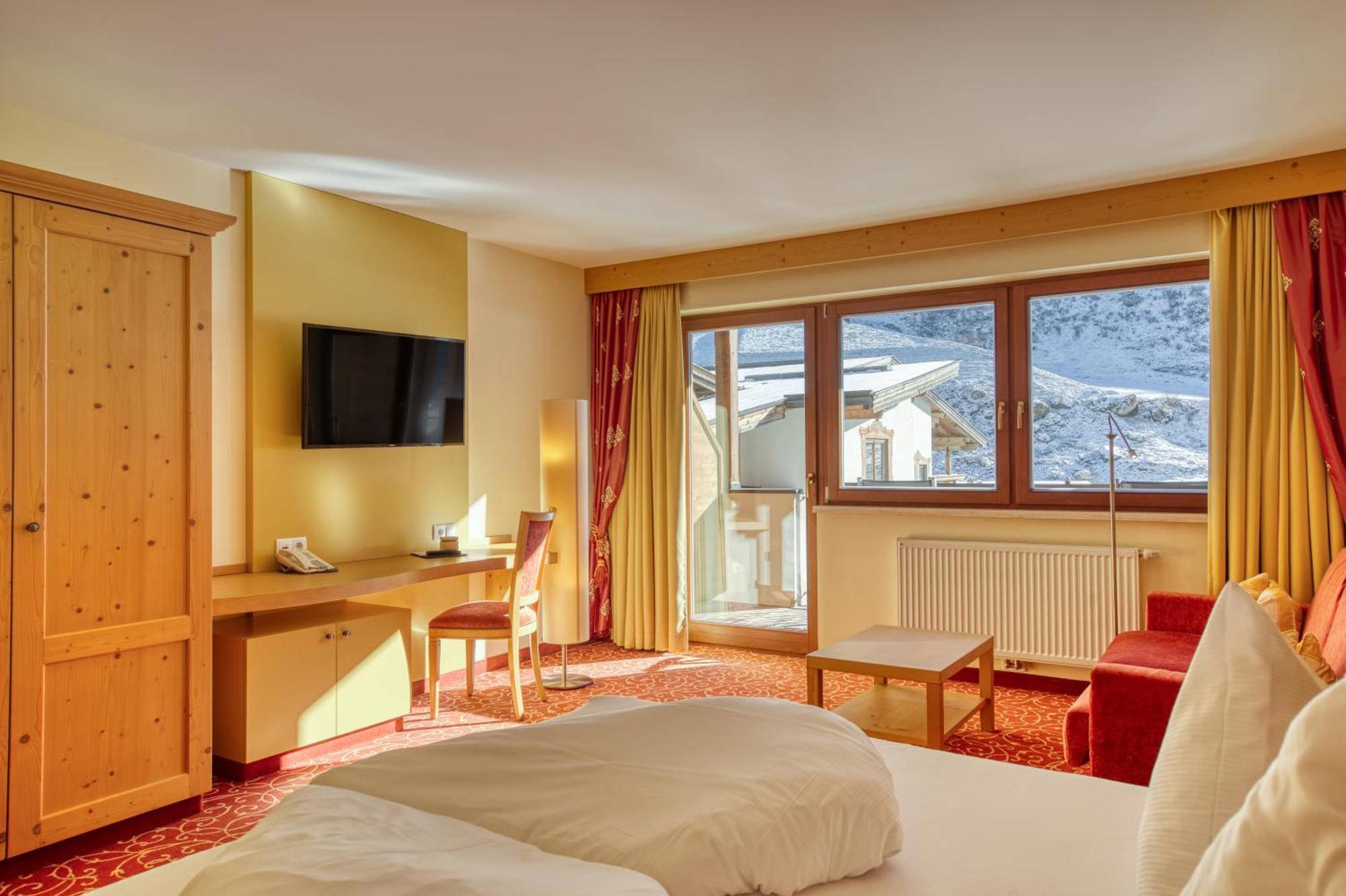 Hotel Klausnerhof Tux Exteriör bild